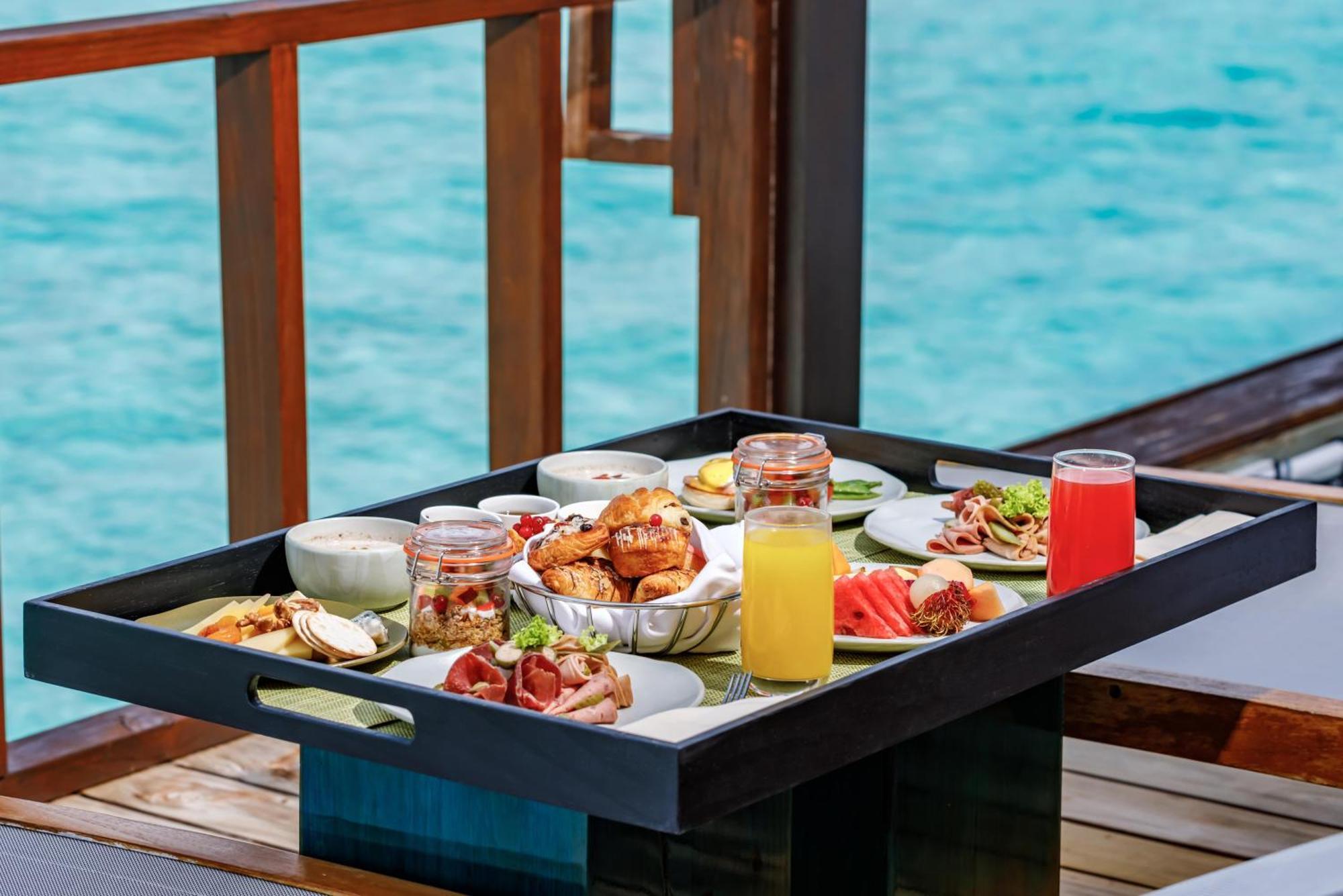 Ozen Life Maadhoo Hotel Maadhoo  Екстериор снимка