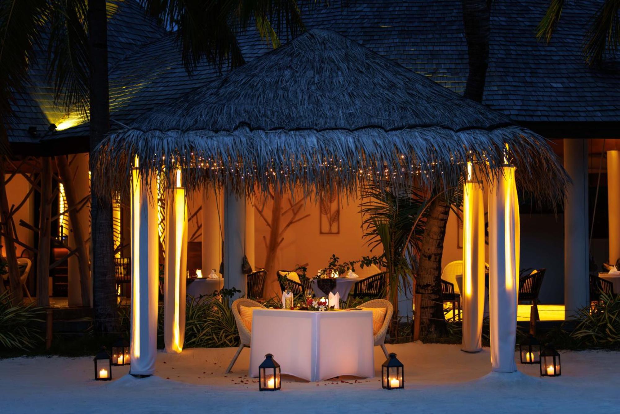 Ozen Life Maadhoo Hotel Maadhoo  Екстериор снимка
