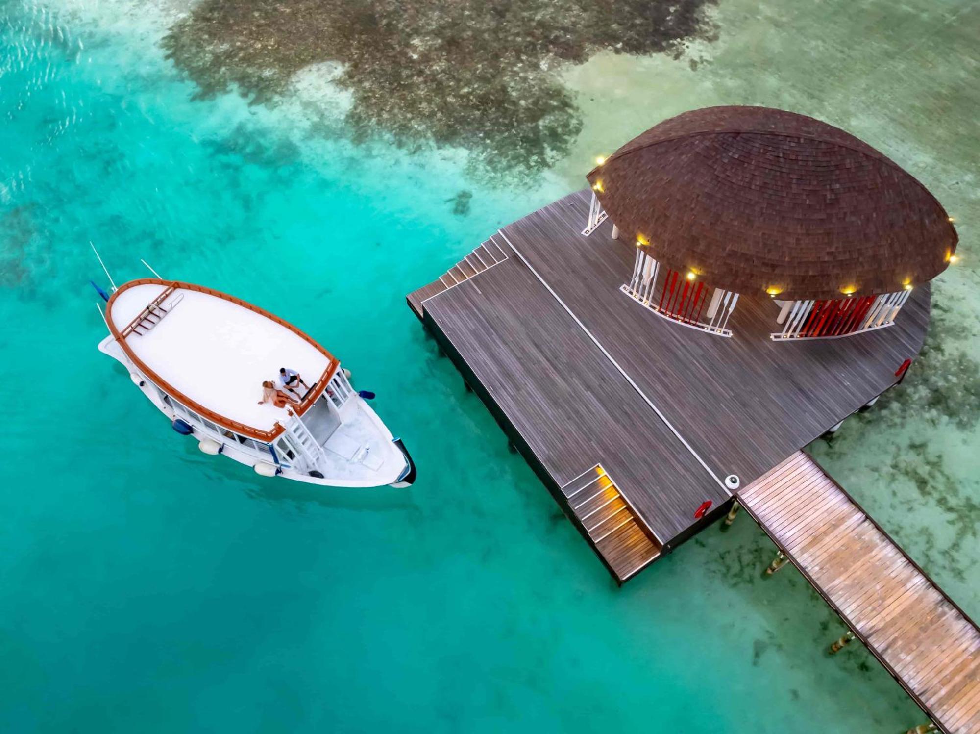 Ozen Life Maadhoo Hotel Maadhoo  Екстериор снимка