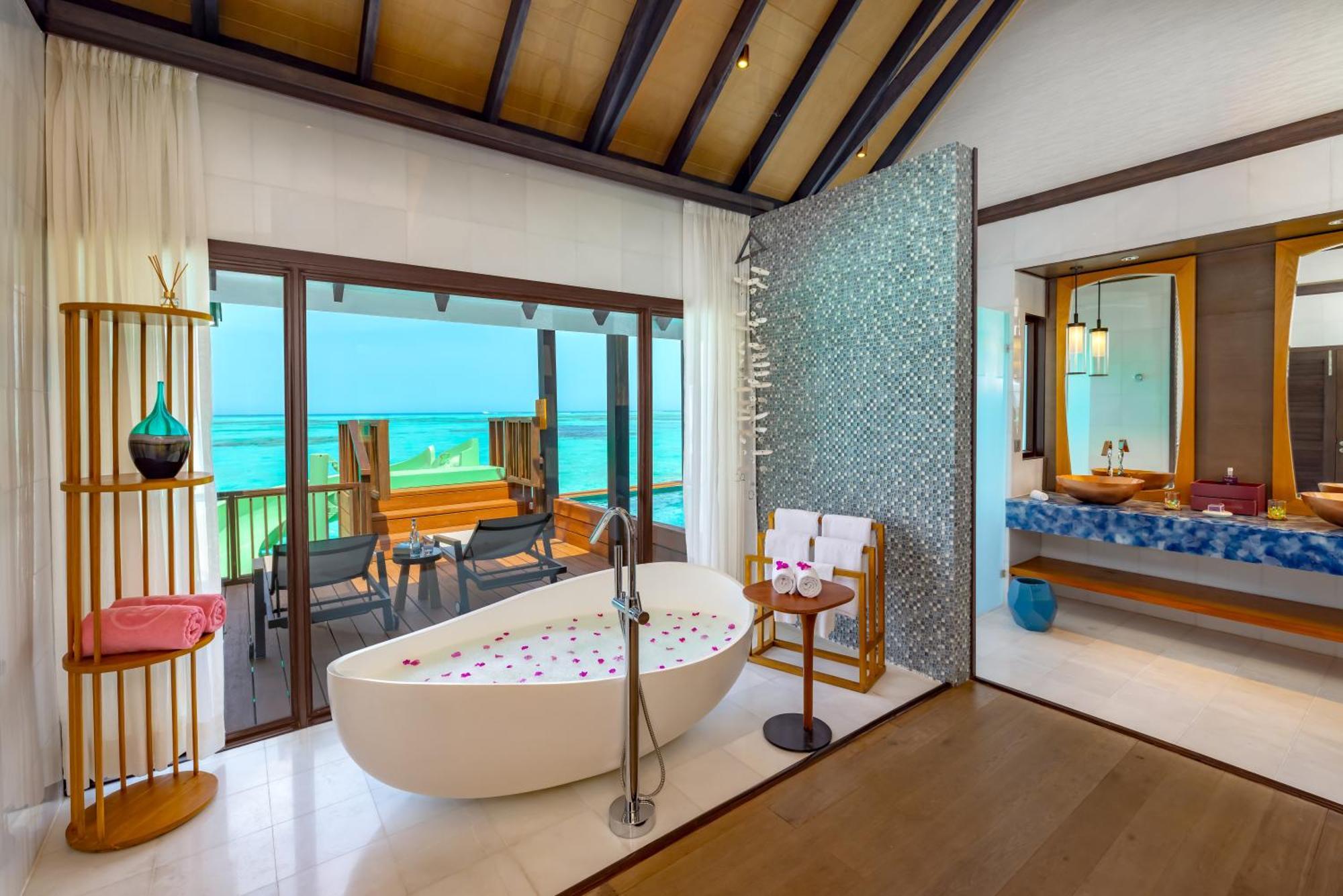 Ozen Life Maadhoo Hotel Maadhoo  Екстериор снимка